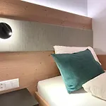 阿尔卑斯酒店 酒店