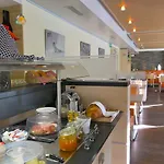 阿尔卑斯酒店 费施